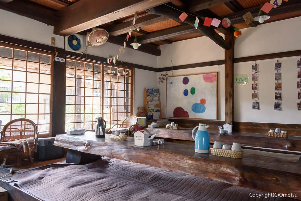 羽村市「のんびりカフェ 中車水車小屋」店内