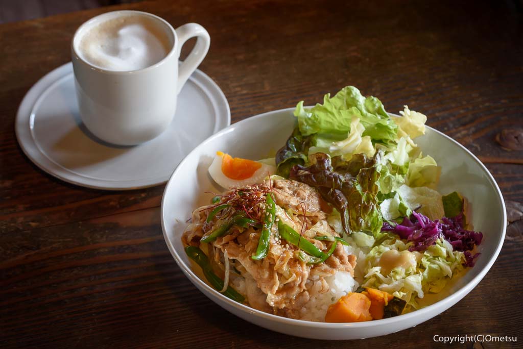 羽村市「のんびりカフェ 中車水車小屋」の、ランチ