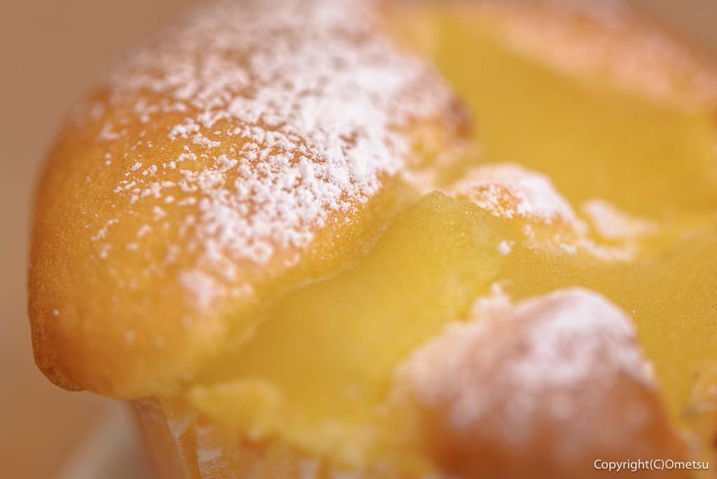 カインズ青梅インター店・カフェブリッコの、アップルカスタード・マフィンの、リンゴ