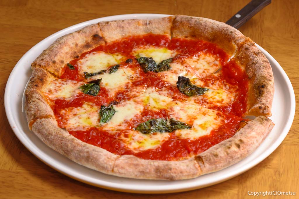 青梅市・河辺「ピッツァ＆カフェ トコ」の、マルゲリータ
