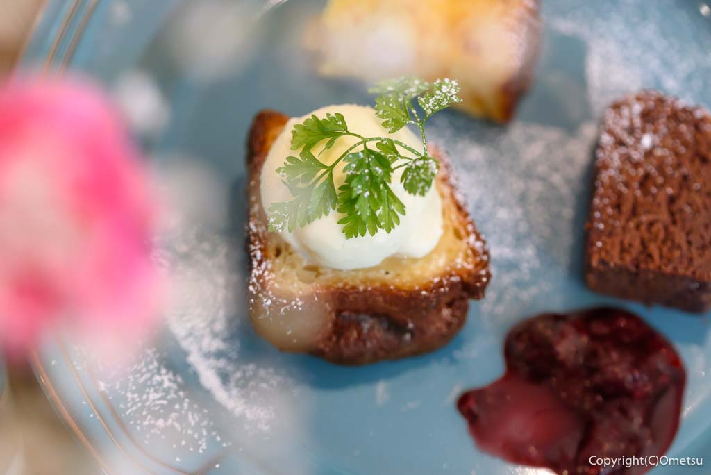 青梅市・河辺「ピッツァ＆カフェ トコ」の、NYブラウニー・アイス乗せ