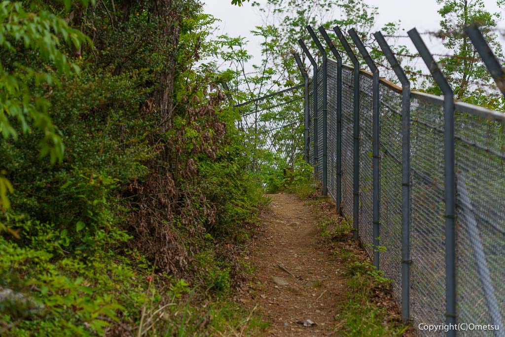 青梅市・日の出町・警察犬訓練所のフェンス