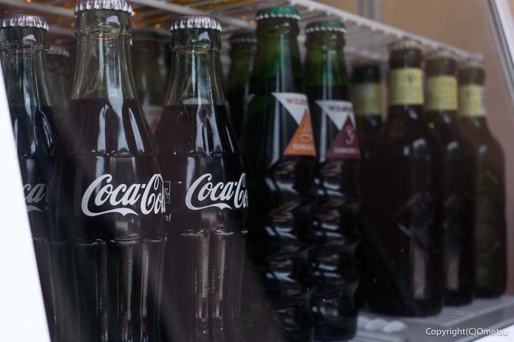 福生・CAFE SUNの、瓶コーラ