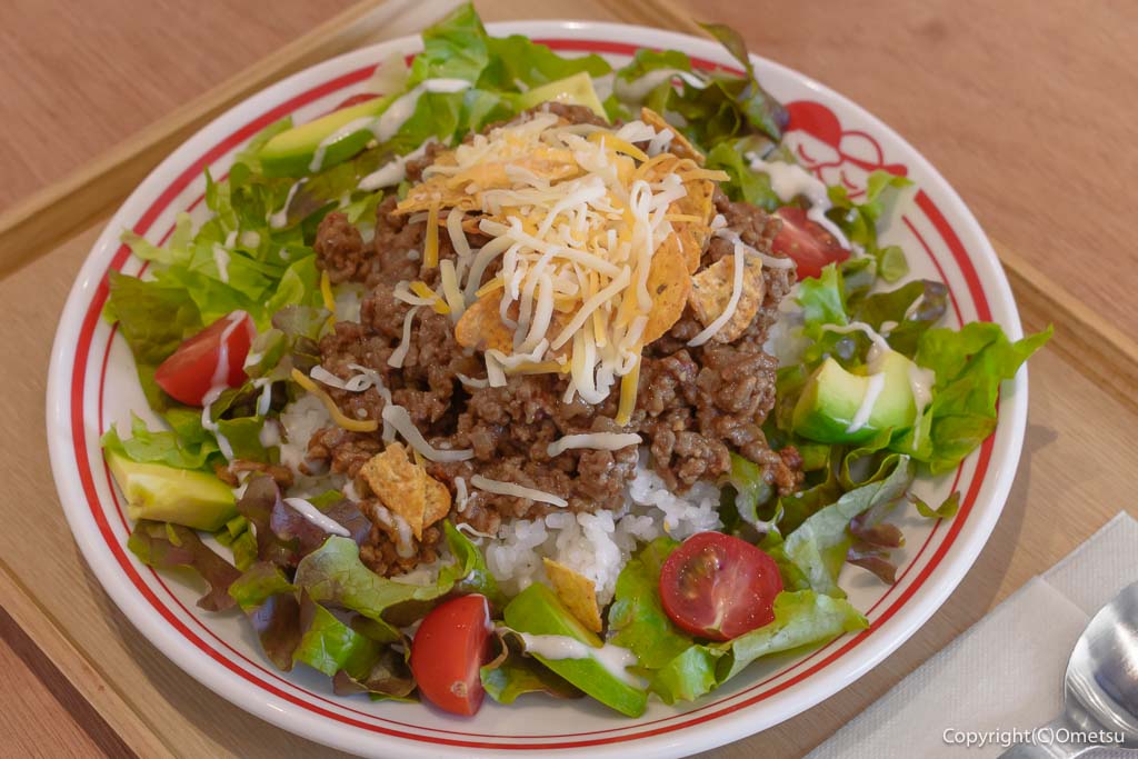 福生・CAFE SUNの、タコライス