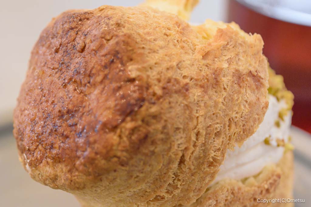 青梅・CHAKU cafe&style の、ウユクリームスコーンの焼き目