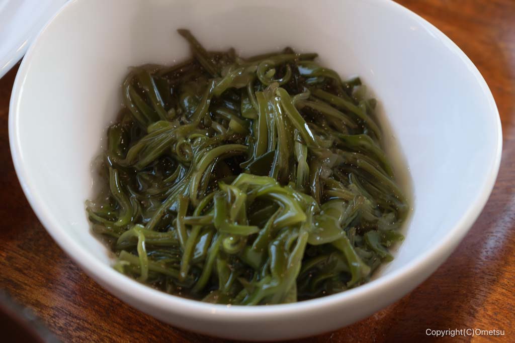 飯能「キッチンかたくり」の、メカブ