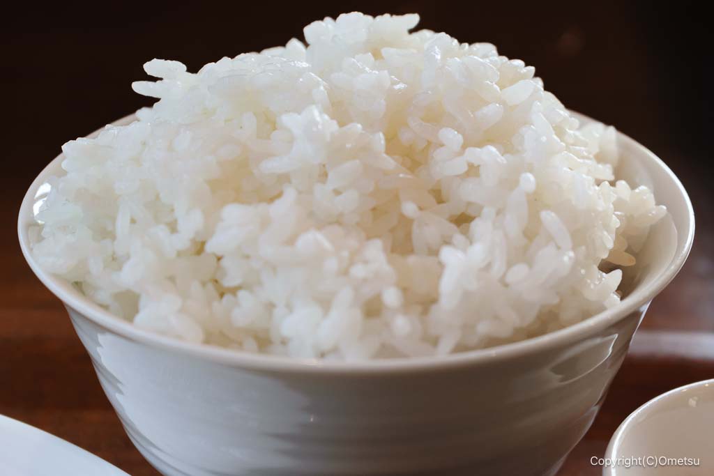 飯能「キッチンかたくり」の、定食・大盛りご飯