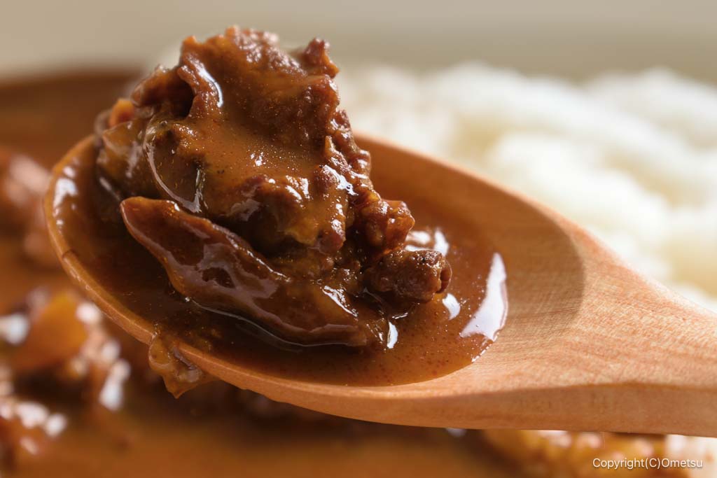 青梅市・二俣尾の「気ままにCafé」
の、ハヤシライスの、豚肉