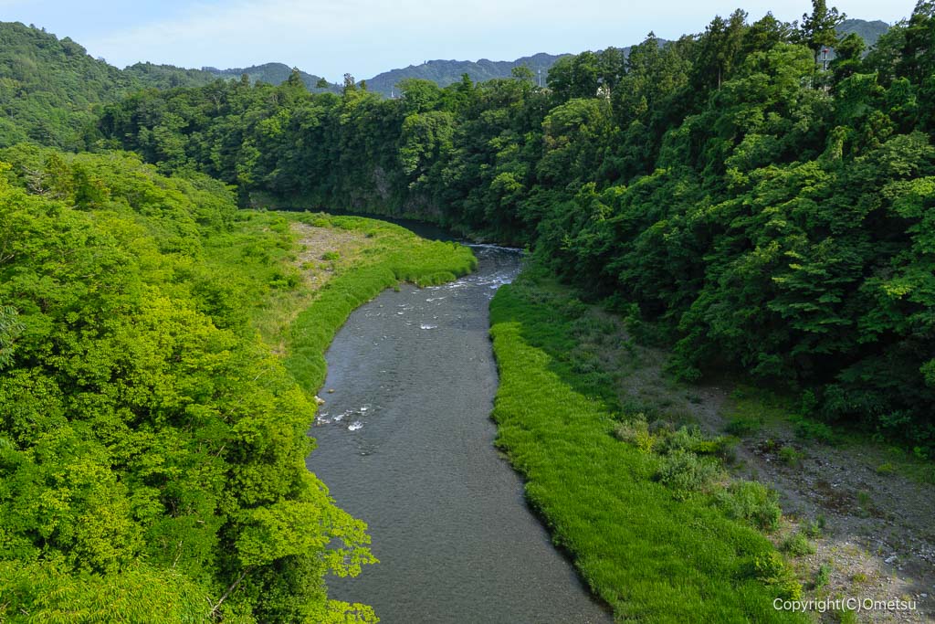青梅市、多摩川・好文橋からの光景