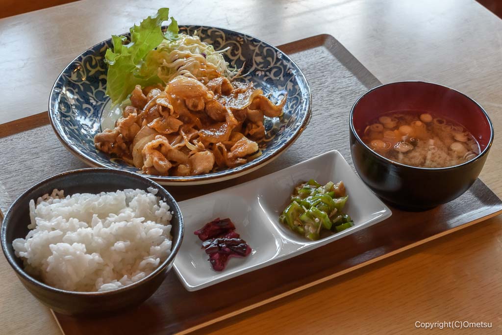 あきる野・ほらふき男爵の、豚バラ生姜焼き定食