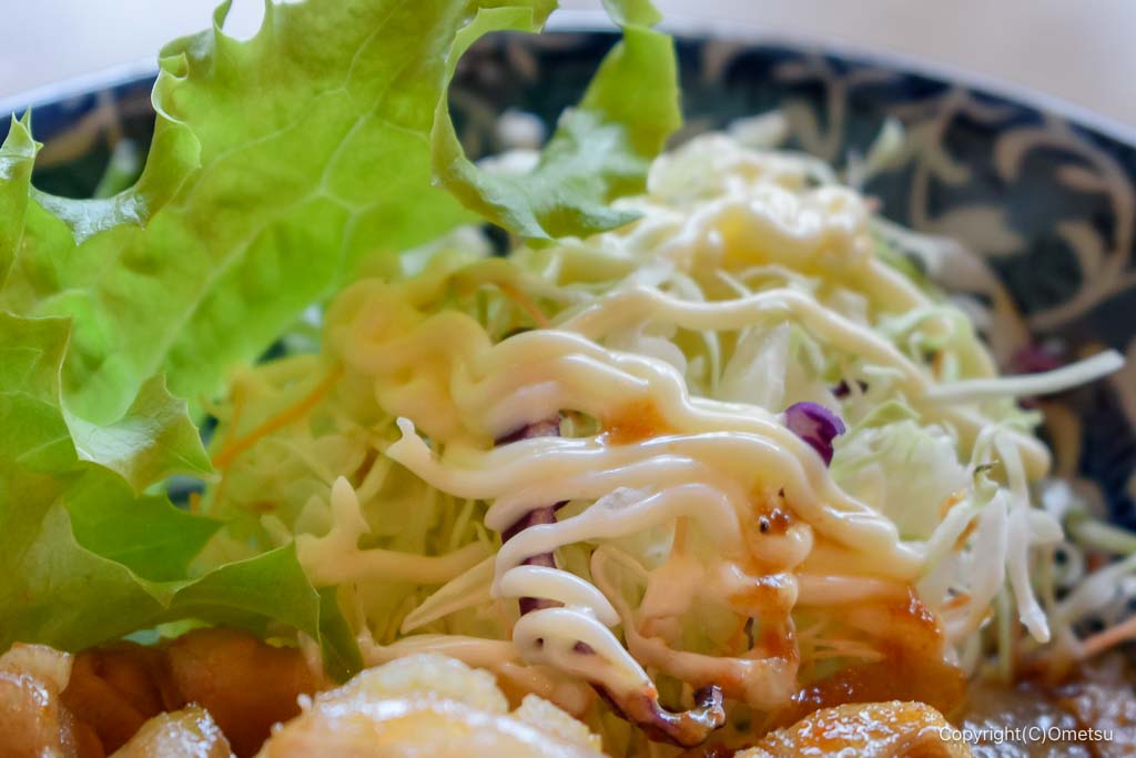 あきる野・ほらふき男爵の、豚バラ生姜焼き定食の野菜