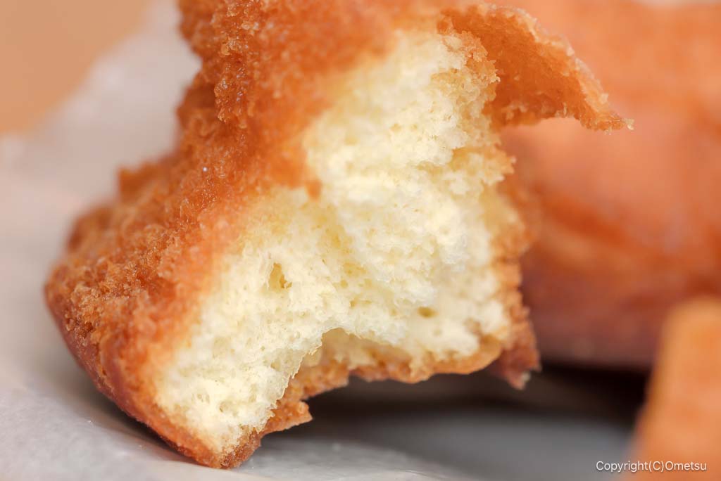 青梅・梅郷の、グッドシェッドの、プレーンドーナッツの生地