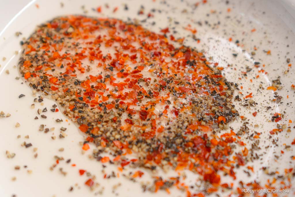 餃子のはながさ日高店の、餃子・酢胡椒タレ