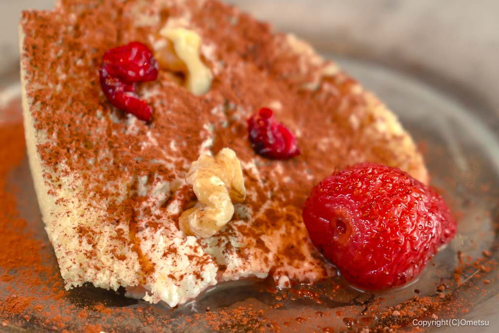 青梅市・ビストロシンペイの、ズコットのクランベリー