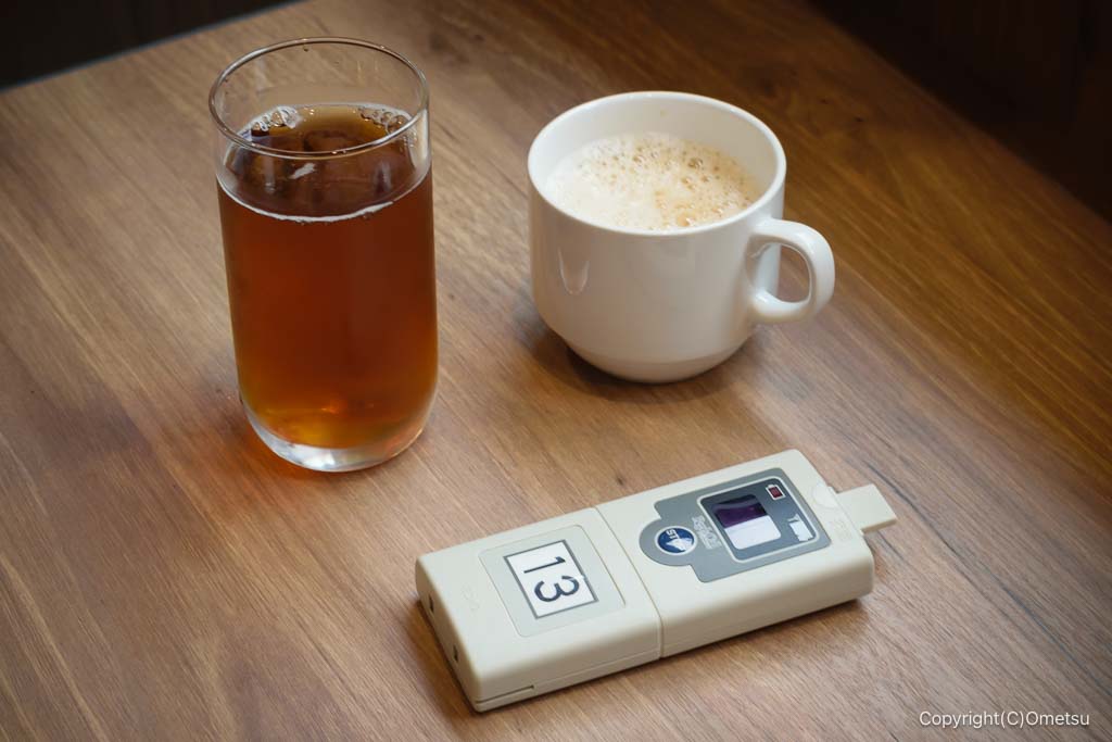 吉野家 青梅新町店のドリンクバーと、ベル