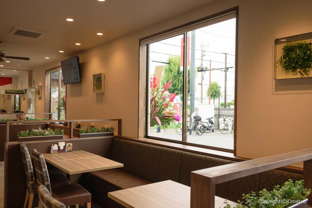 吉野家 青梅新町店の店内