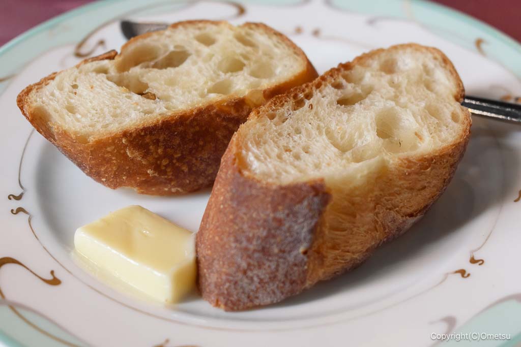 羽村市の洋食店・コーラルの、バタール