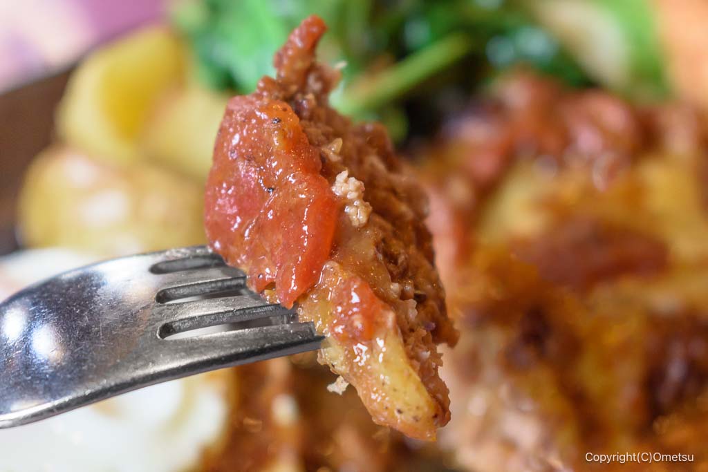 羽村市の洋食店・コーラルの、コーラルハンバーグ