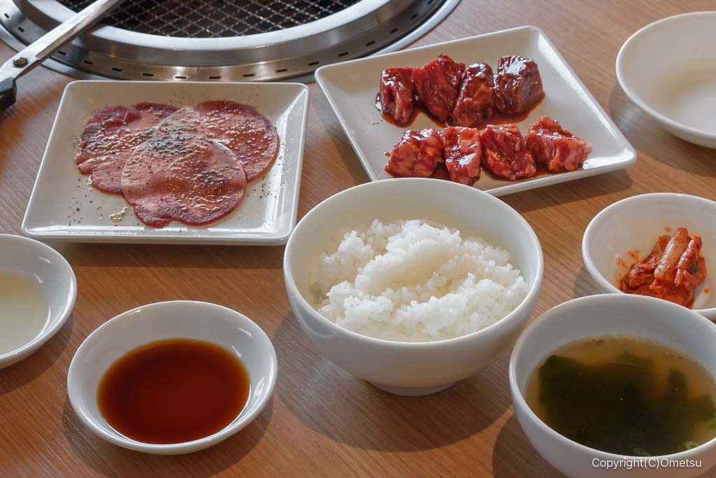 ワンカルビ青梅店の、焼肉ランチセット