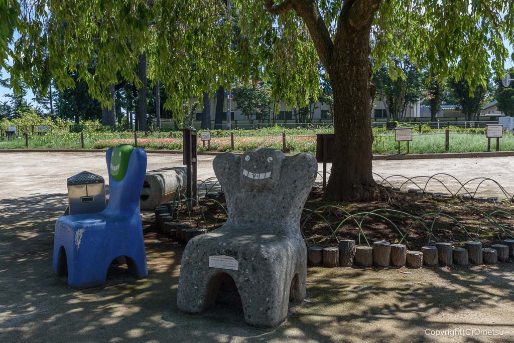 瑞穂町・みずほエコパークの、ベンチ