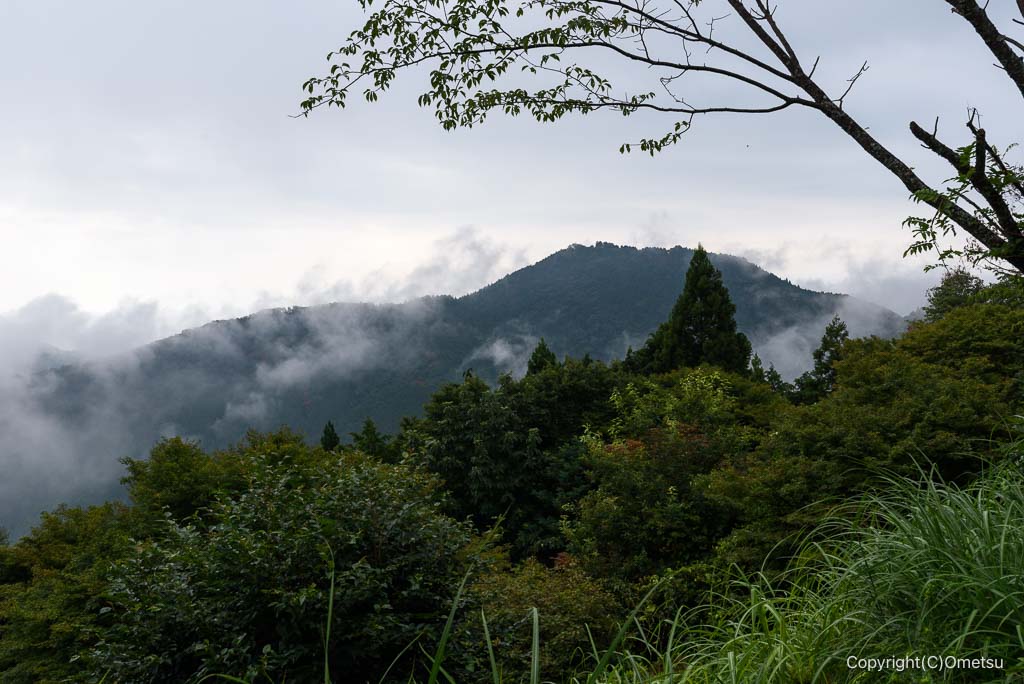 青梅市・御岳平より、日の出山