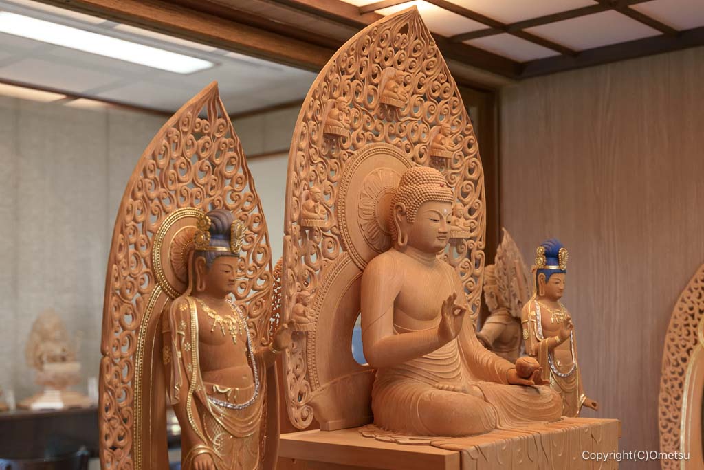 瑞穂町・Gallery喫茶 小仏 の、大仏