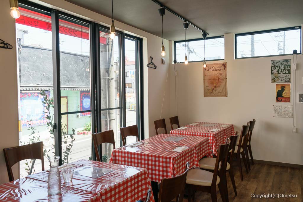 福生・フレンチレストラン セットグーの店内