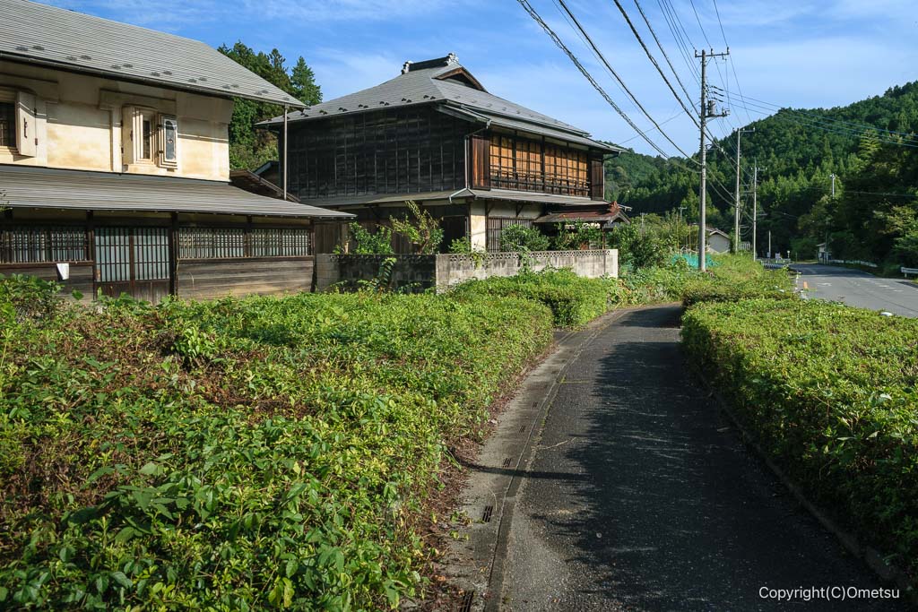 飯能・県道221号、南高麗の山里