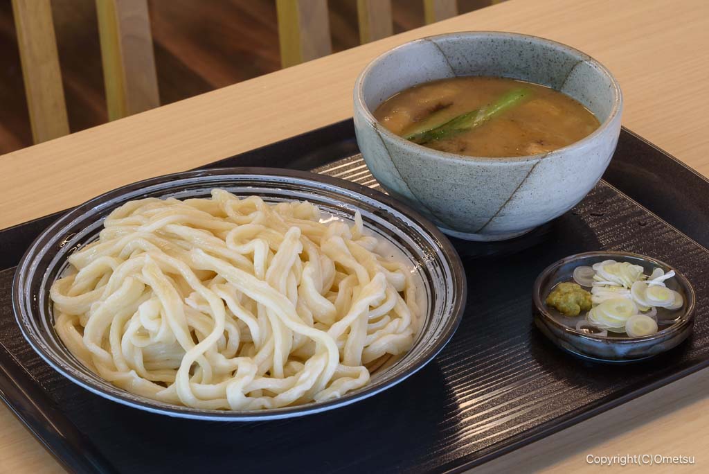 武蔵野うどん・竹國青梅店の、あごだし鳥汁うどん