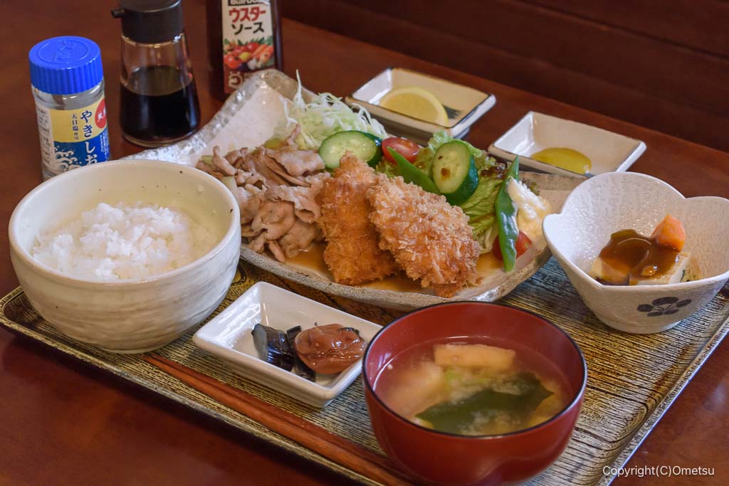 福生の食事処・池の、チキンかつ＋豚生姜焼き定食