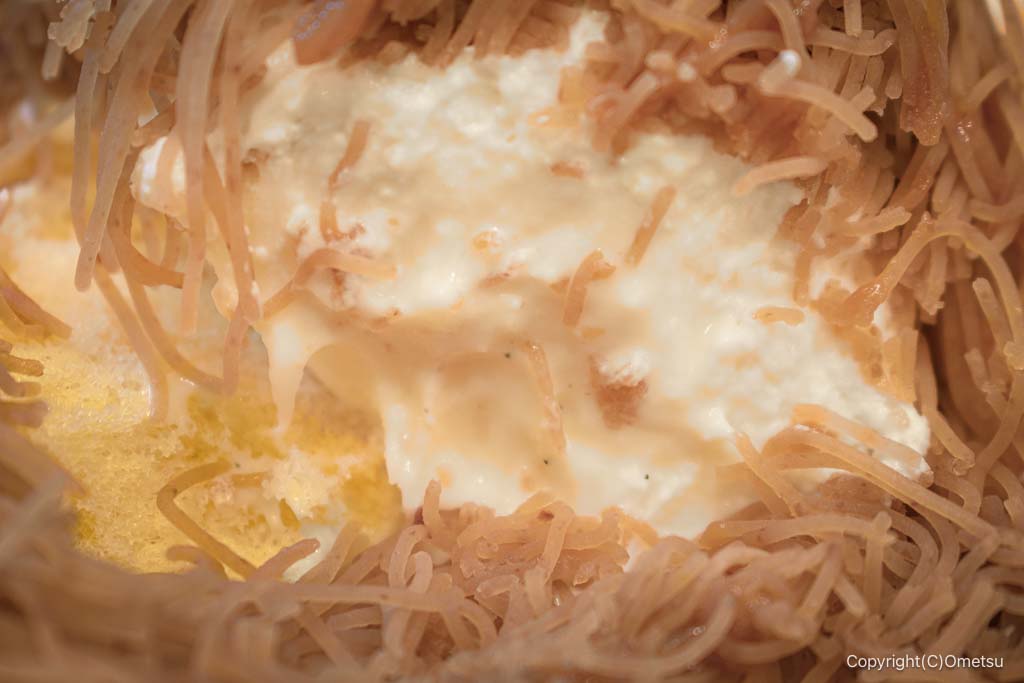 カプリモーネの、甘栗のしぼりたてモンブラン こがしバターキャラメルソースの、ジェラート