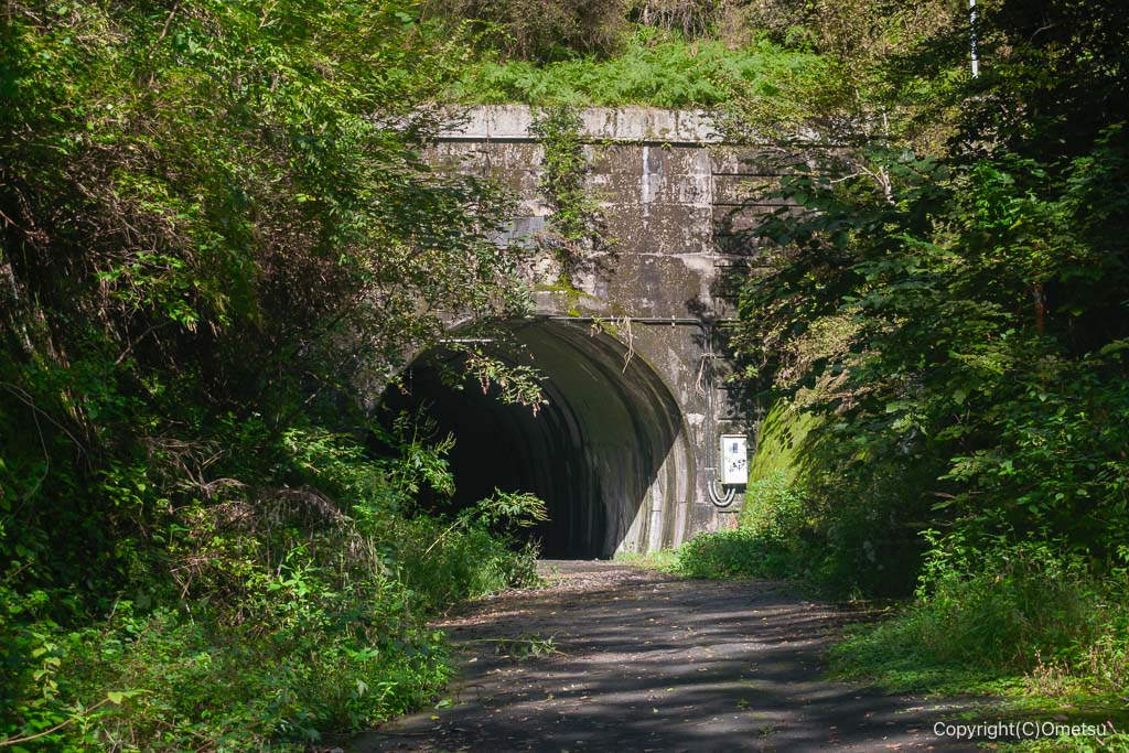 青梅・旧吹上トンネル