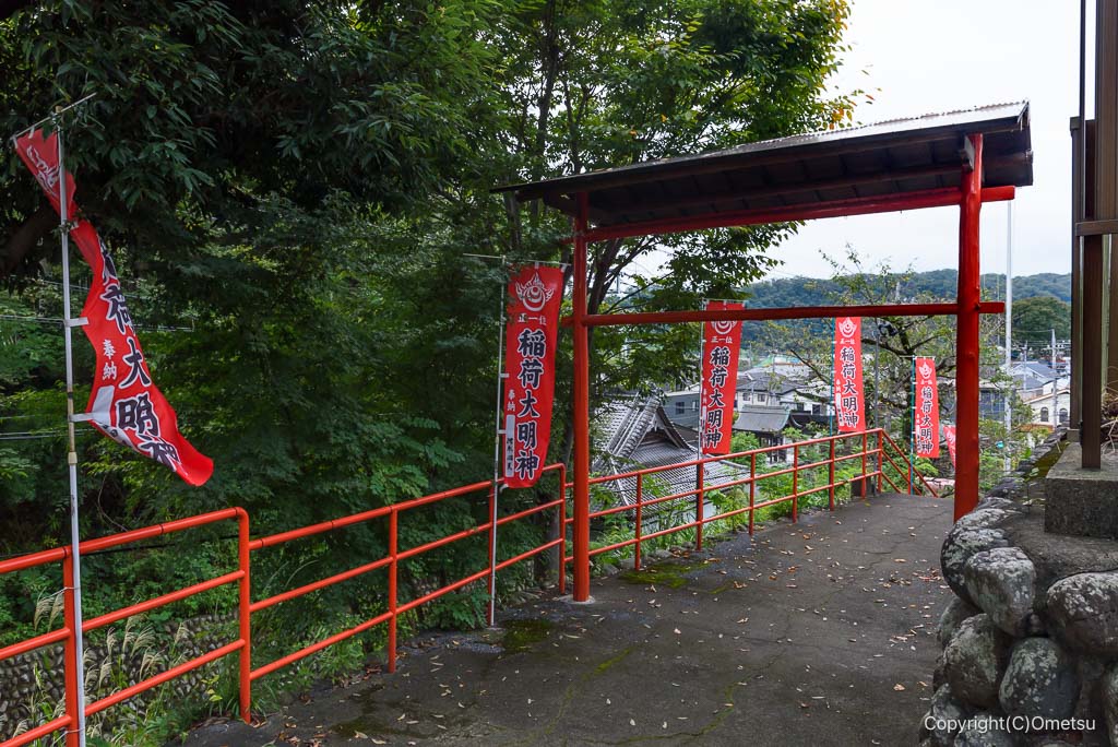 羽村市・羽東稲荷神社参道
