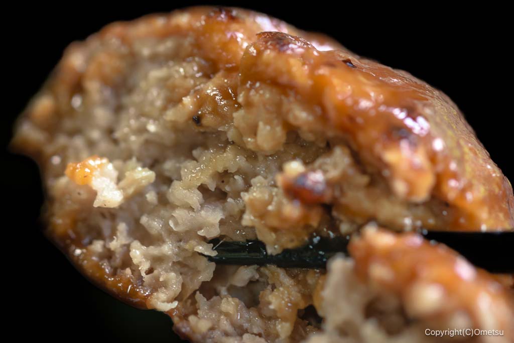 飯能市・レストランHAMA、黒毛和牛ハンバーグの肉