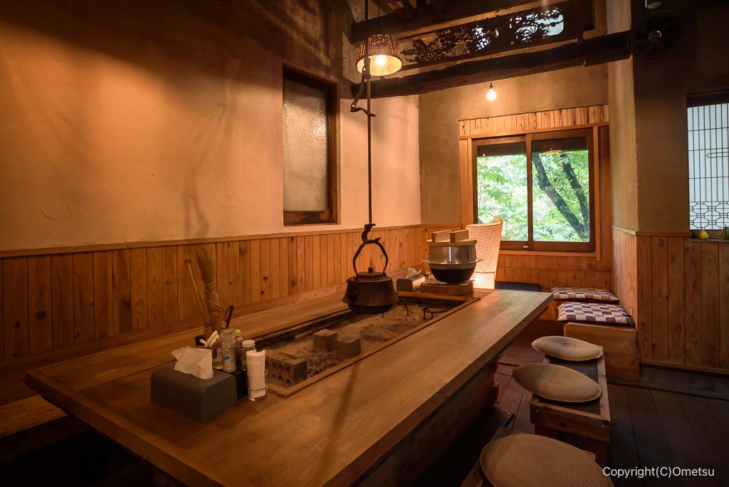 奥多摩アウトドアステーションの店内