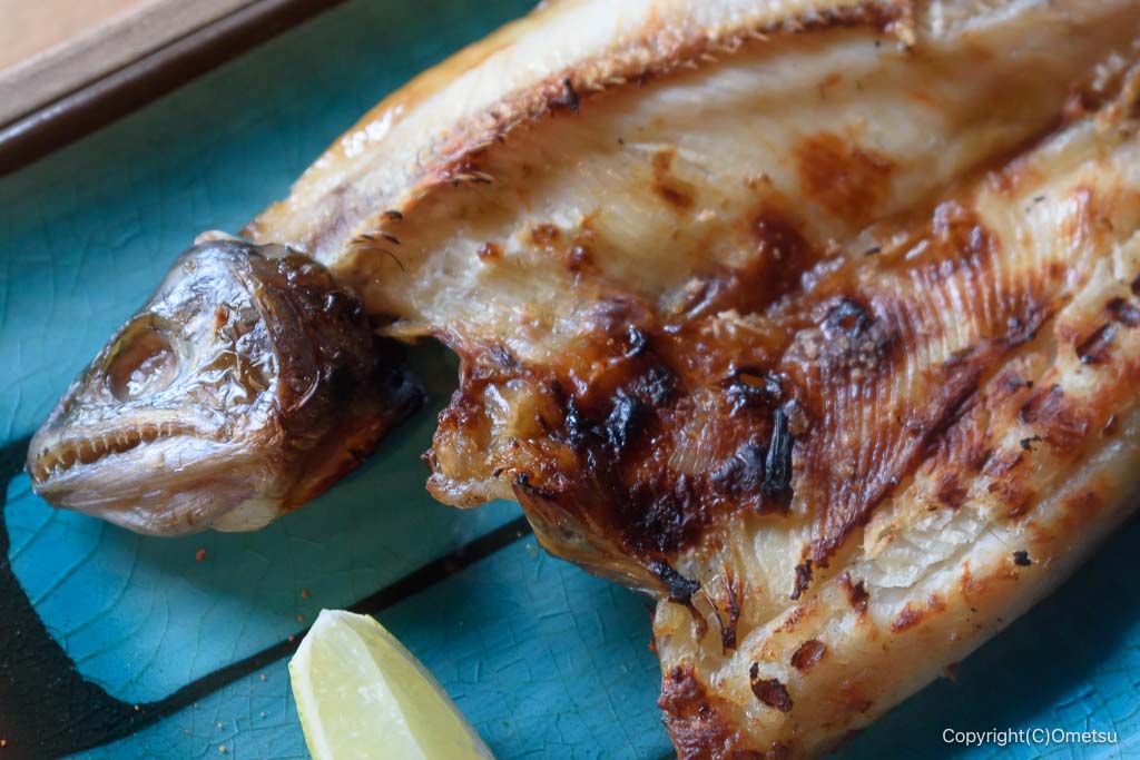 奥多摩アウトドアステーションの、ヤマメの一夜干し炭火焼き