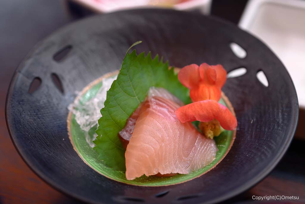 奥多摩やまめの刺身