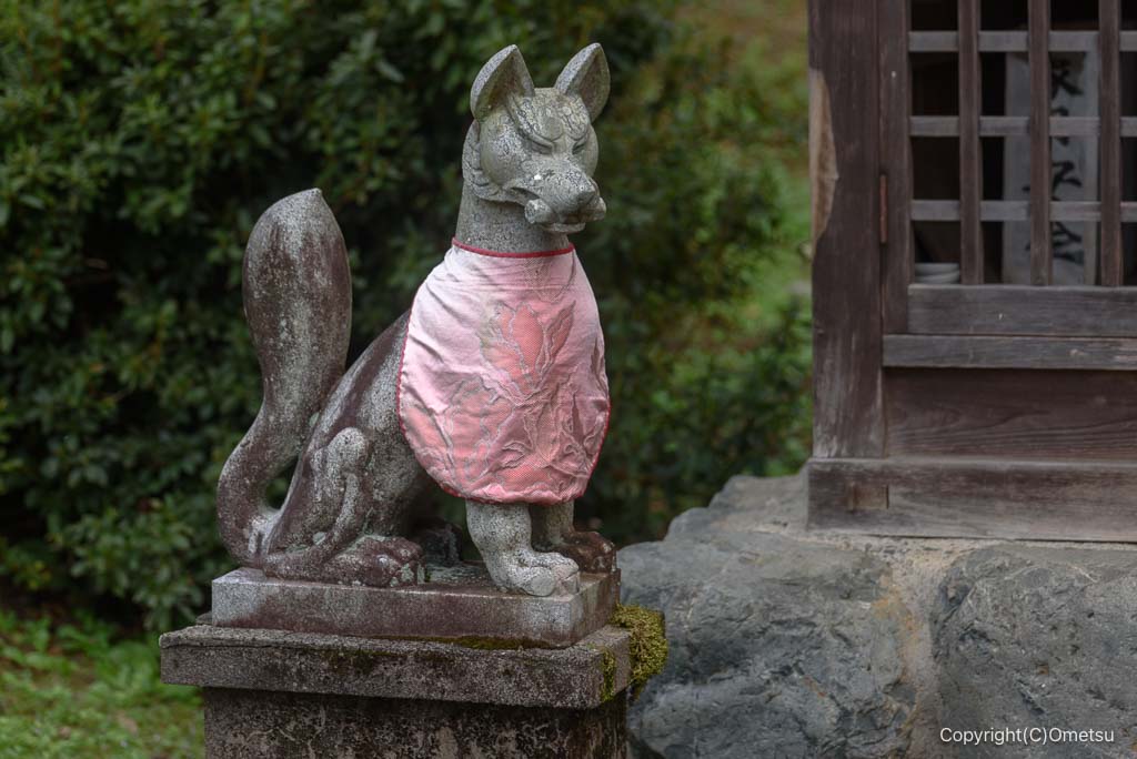 青梅・下山八幡神社の、お稲荷様