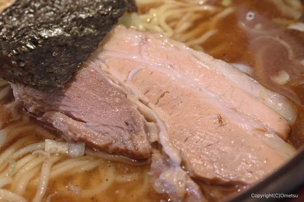 麺や独歩 拝島駅前店の、チャーシュー