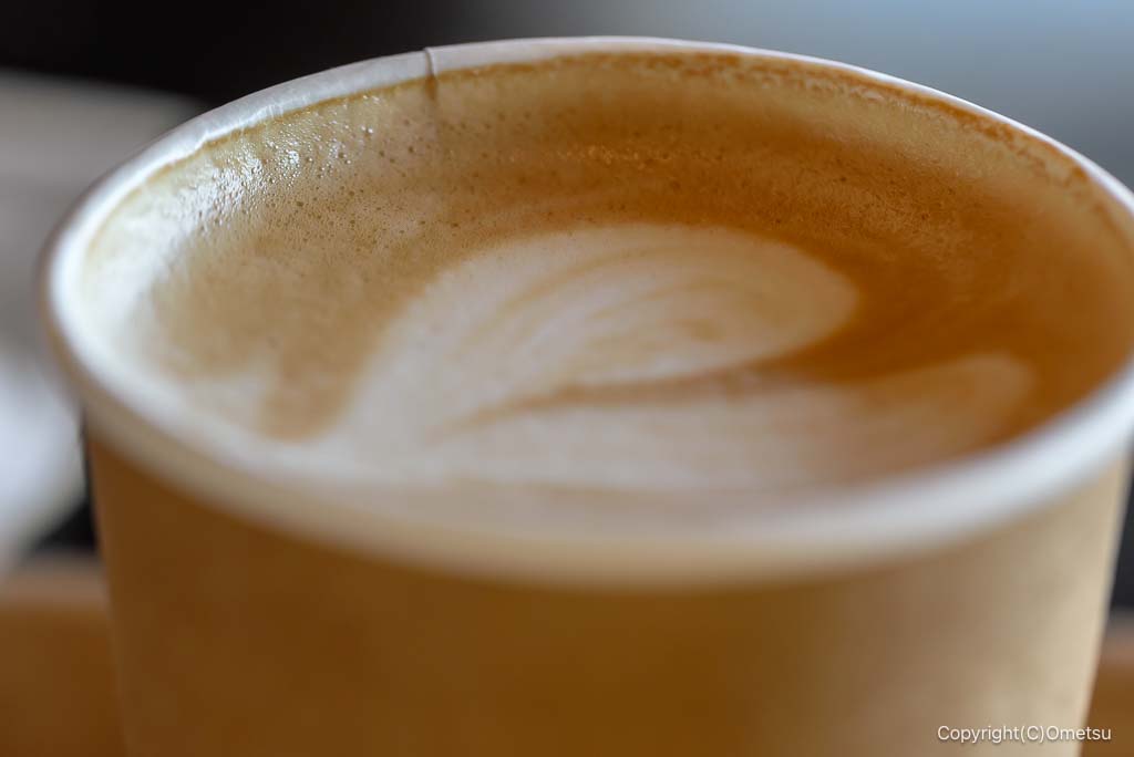 あきる野・VANCOUVER COFFEE Espressoのラテ