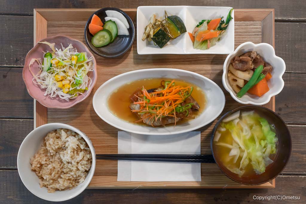 昭島市・キッチンはる風の、「さかな定食」