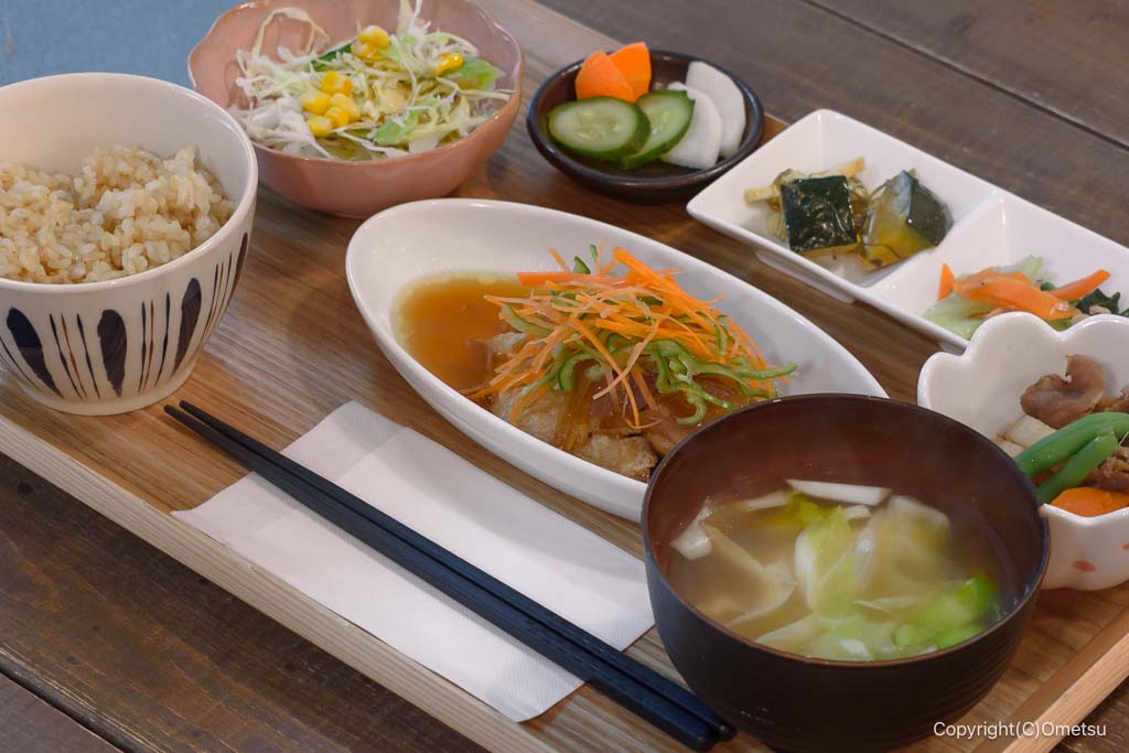 昭島市・キッチンはる風の、「さかな定食」