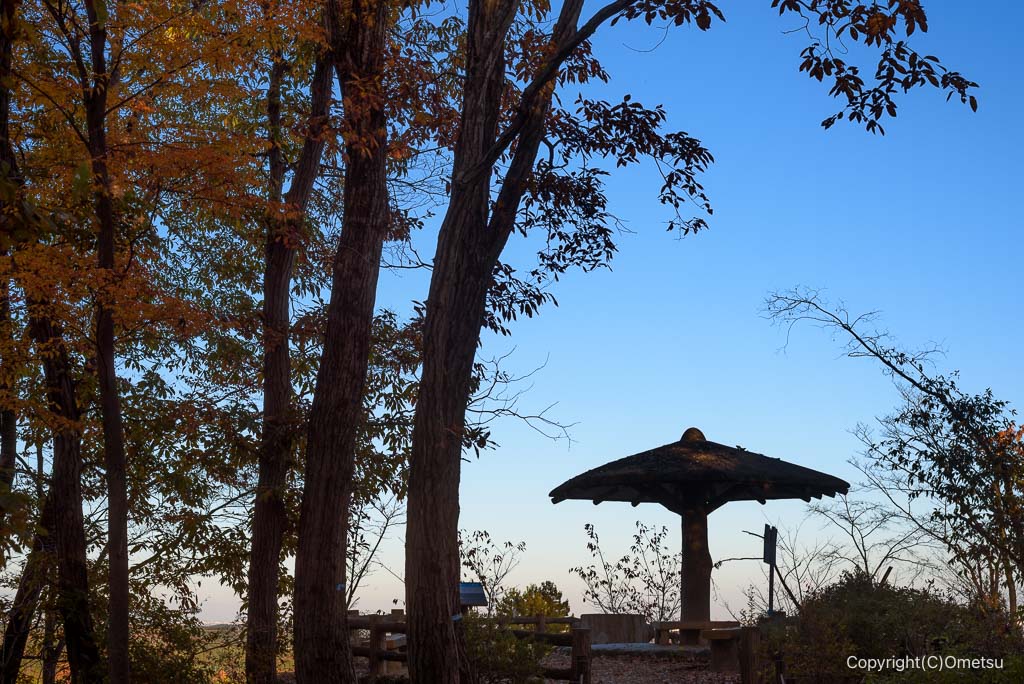 青梅丘陵ハイキングコース、第1休憩所
