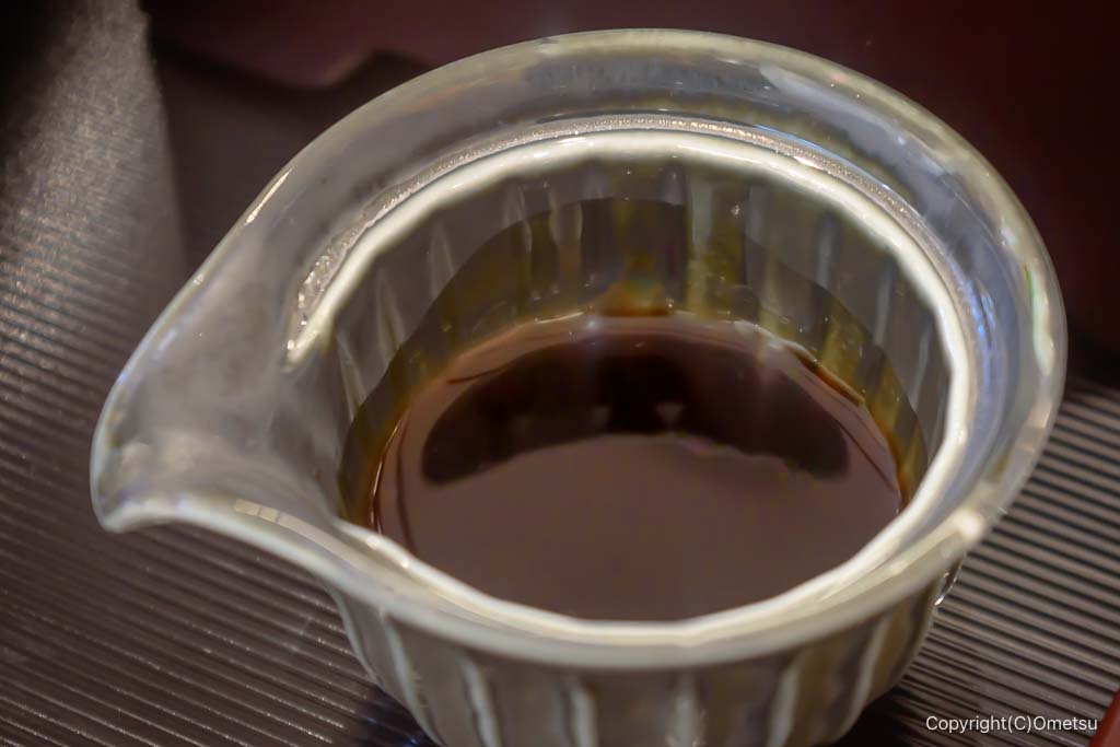 鰻の成瀬の、追いタレ