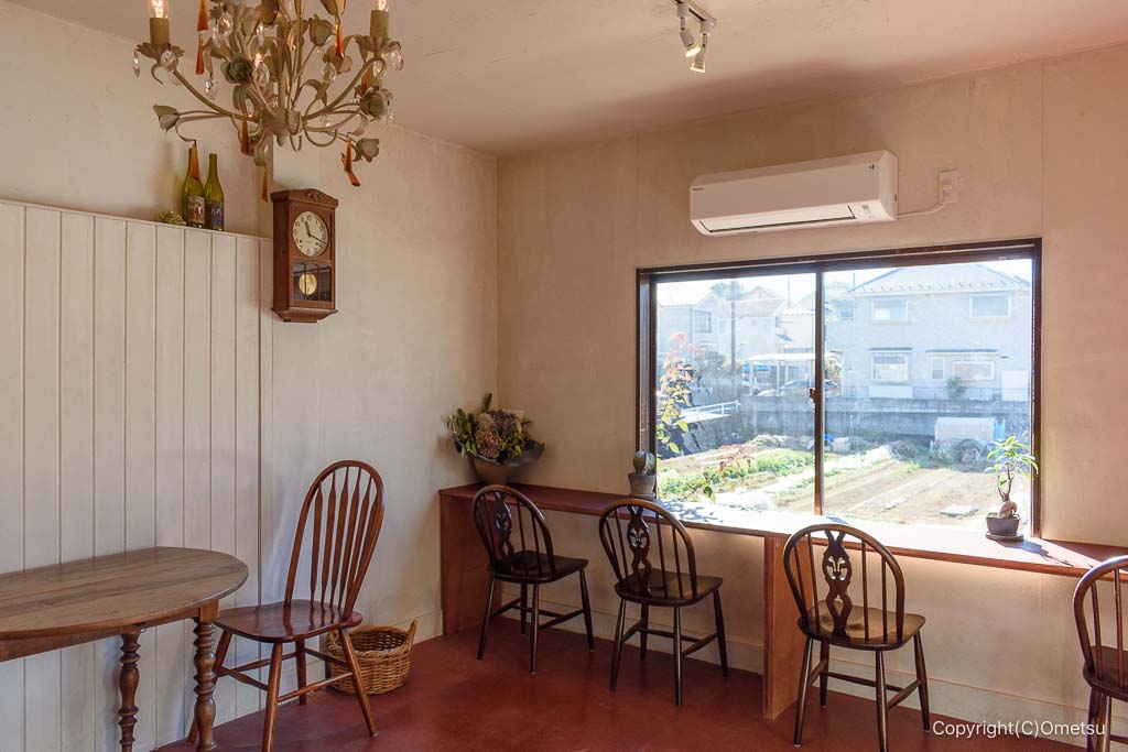 青梅・Half Lightの、カフェスペース