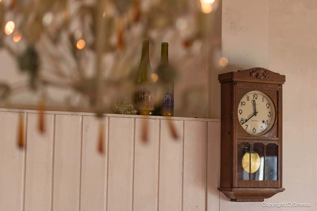 青梅・Half Lightの、掛け時計
