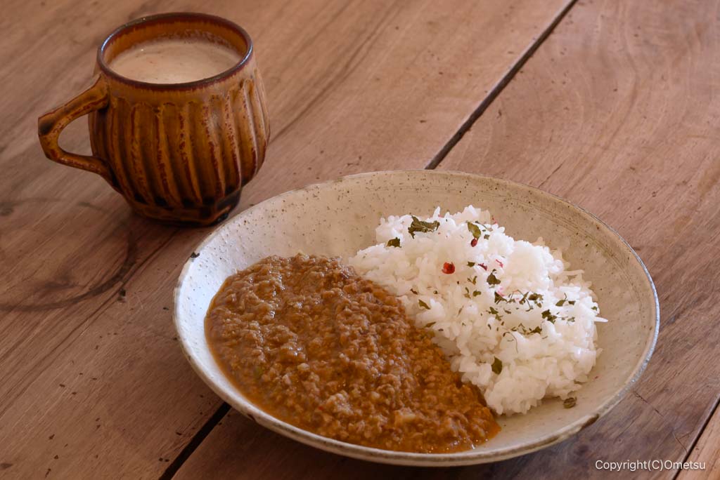 青梅・Half Lightの、カレーと、Hoboチャイ