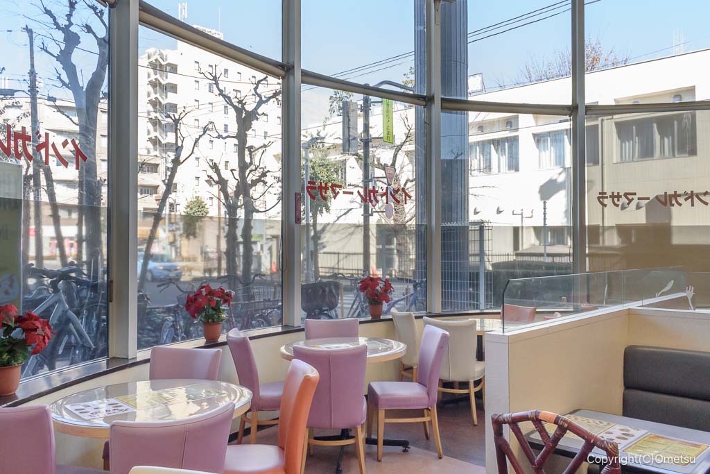 インドレストラン マサラ西友羽村店の、店内