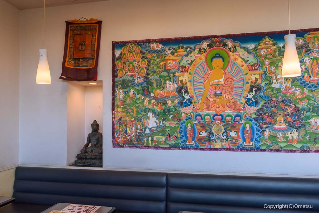 インドレストラン マサラ西友羽村店の、店内の曼荼羅