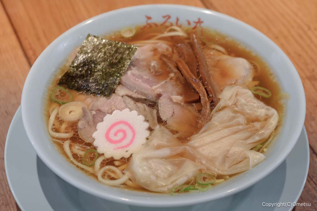 マルフル食堂  旧青梅街道店の、ワンタンチャーシュー麺